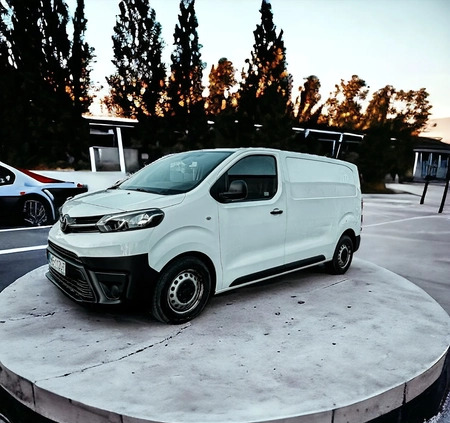 Toyota ProAce cena 56899 przebieg: 149212, rok produkcji 2018 z Łódź małe 172